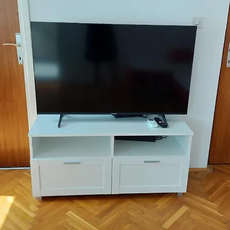 Апартаменты Tinel 3 Bdr